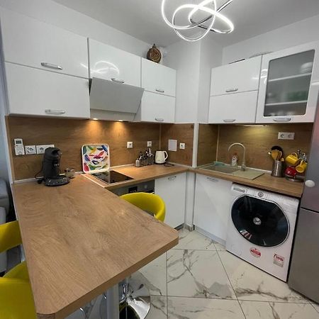 Sun&Moon Apartment Obzor Eksteriør billede