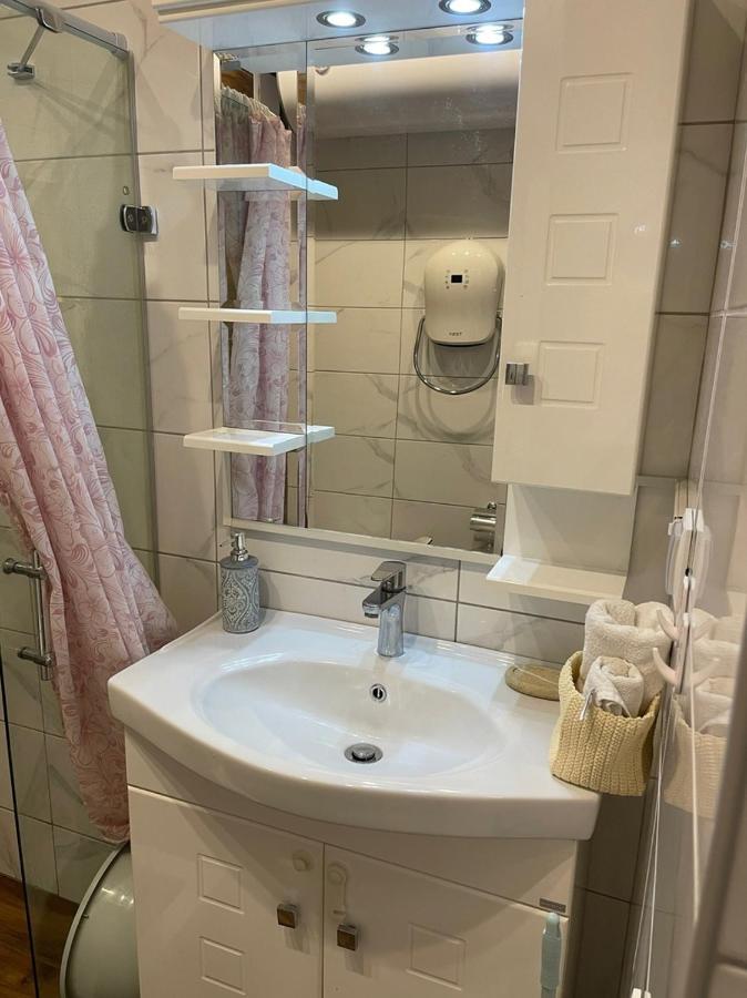 Sun&Moon Apartment Obzor Eksteriør billede