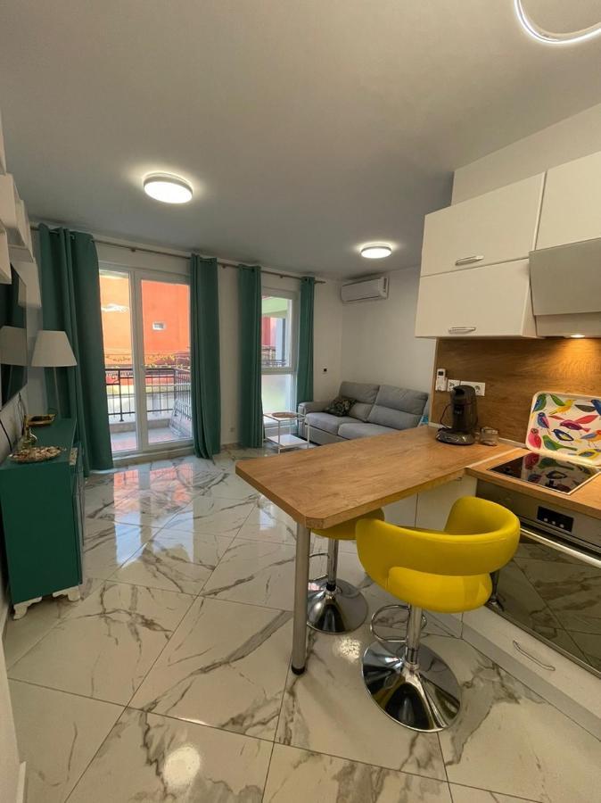 Sun&Moon Apartment Obzor Eksteriør billede