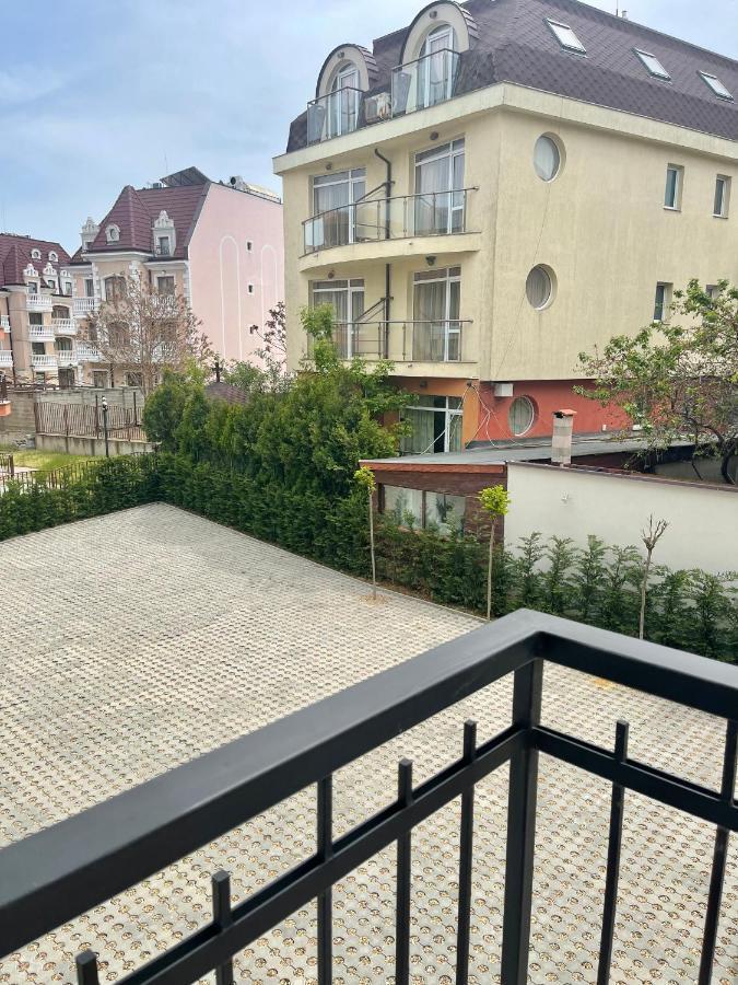 Sun&Moon Apartment Obzor Eksteriør billede