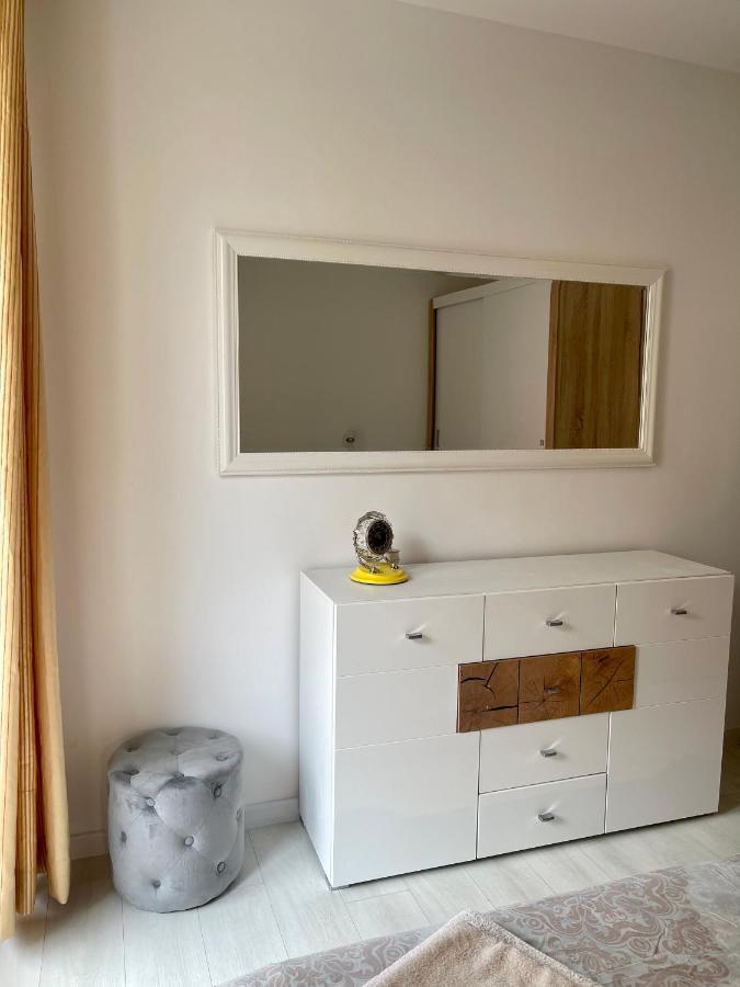 Sun&Moon Apartment Obzor Eksteriør billede